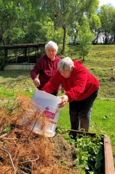 03_upratujeme_po_kosen_.jpg||