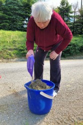 13_upratujeme_po_kosen_.jpg||