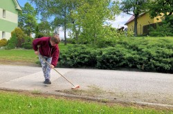 18_upratujeme_po_kosen_.jpg||