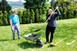 10_zveladujeme_z_hradu.jpg||