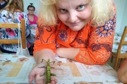 05___kamaratky_strasilky_elenka_a_helenka__pc.jpg||
