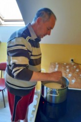 03_pripravili_sme_si_sladke_ob_erstvenie_pc.jpg||