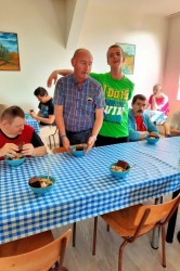 05_pripravili_sme_si_sladke_ob_erstvenie_pc.jpg||