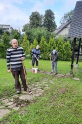 08_prace_v_zahrade.jpg||