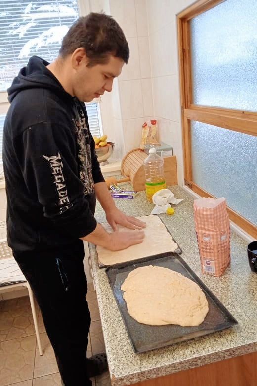 07_pizza_m_pc.jpg||