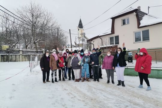 05_prechadzka_kostol.jpg||