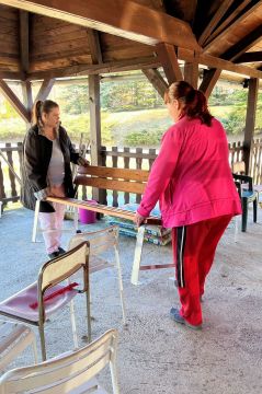 03_upratujeme_altanok_pc.jpg||