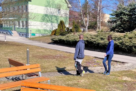 08_upratujeme_altanok_pc.jpg||