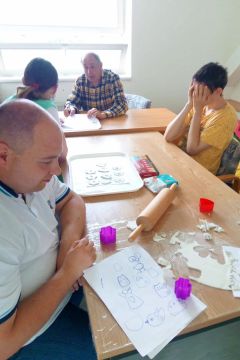 02_tvorime_z_moduritu_pc.jpg||