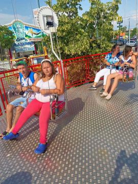 33_lunapark_pc.jpg||