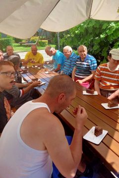 04_oslava_vonku_pc.jpg||