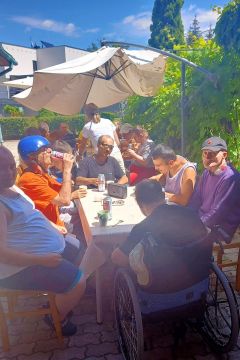 14_oslava_vonku_pc.jpg||