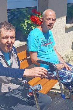 15_oslava_vonku_pc.jpg||