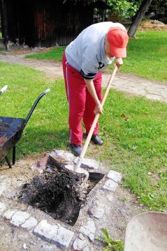 04_priprava_ohniska_pc.jpg||