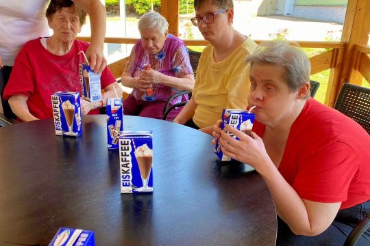 08_nedela_v_altanku_pc.jpg||