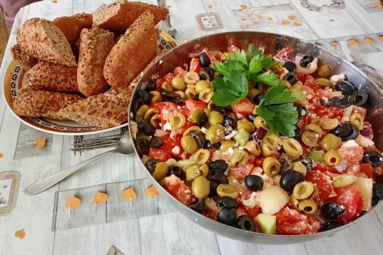 16_salat_pc.jpg||
