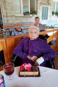 01_jubileum_92_pc.jpg||