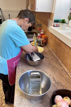 04_strudla_z_listkoveho_cesta_pc.jpg||