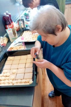 01_trocha_sladkeho_pc.jpg||