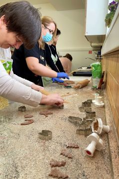 16_medovnicky_final.jpg||