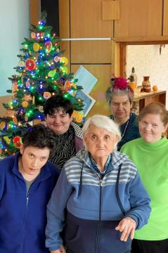 02_vianocne_stromcek_pc.jpg||