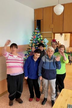 03_vianocne_stromcek_pc.jpg||