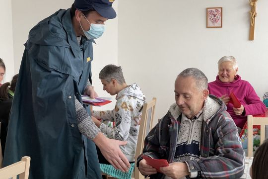 28_vianocna_posta_zaymuska.jpg||