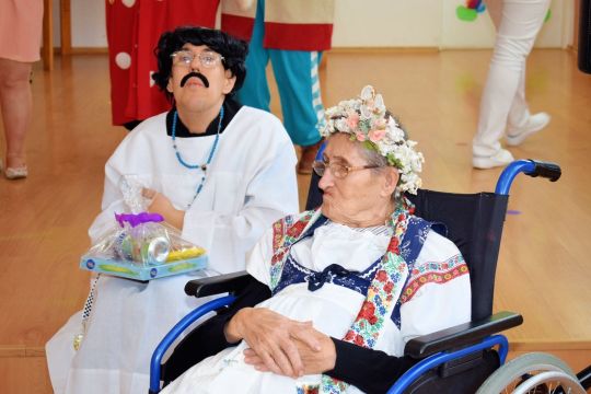 karneval_pc100.jpg||