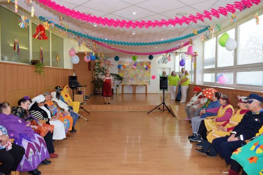 karneval_pc81.jpg||
