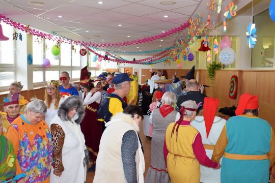 karneval_pc84.jpg||