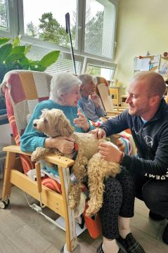 40_dogs_academy_pc.jpg||