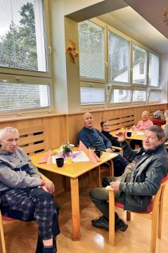 14_ucta_k_starsim_pc.jpg||