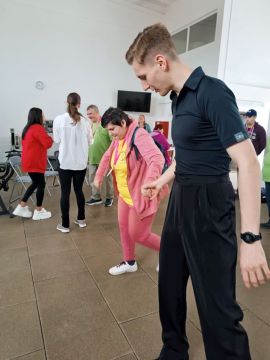 18_paradny_de_pc.jpg||