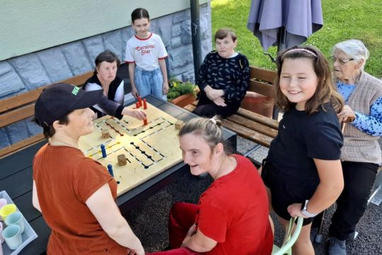 14_medzigenera_n_pc.jpg||