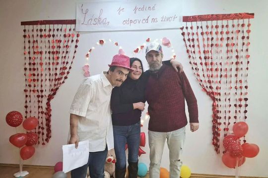 04_valent_n_pc.jpg||