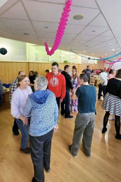 22_valent_n_pc.jpg||