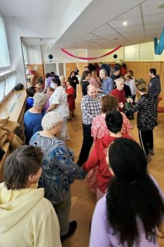 28_valent_n_pc.jpg||